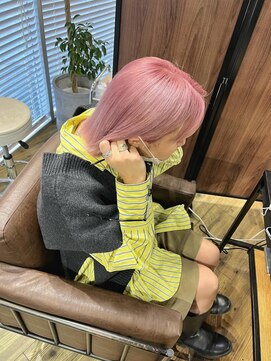 アルカナ 明治神宮前原宿(ARCANA) ピンクカラー　ペールピンク　ラベンダーピンク　ウルフカット