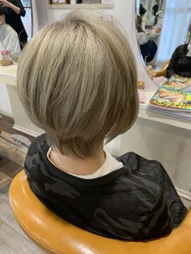 アンプヘアー 西京極店(unpeu hair) ホワイトミルクティー