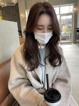 ザデイ(THE DAY) センター分けロング