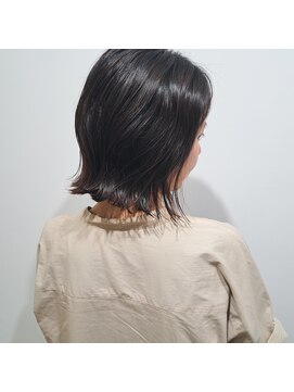 ファースト 泉中央店(first) 外はねミディ