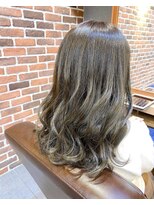 エルバイシオン(aile by sion)&nbsp;アッシュオリーブ×波巻きセミロング