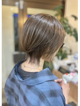 ニュートラル(Neutral) ショートウルフ