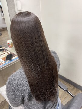 ハイル(KHAIR) オリーブグレージュ