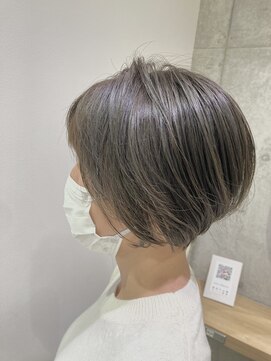 フーチー クーチー アマティー 豊中店(FUCHI KUCHI amati) @fuchi_kuchi.okada［豊中,髪質改善/赤味ゼロ/アディクシー暗髪]