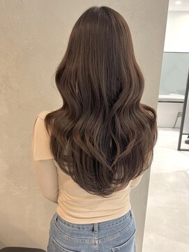 ヴェイナゴヤ(VEYY. nagoya) レイヤーカット/グレージュ/ベージュ/オリーブ/ブリーチなし