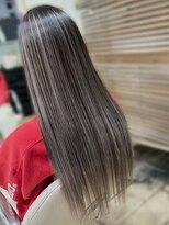 ジェイアンドビー(J＆B)&nbsp;[専門店]黒髪アッシュグレージュハイライトグラデーションカラー