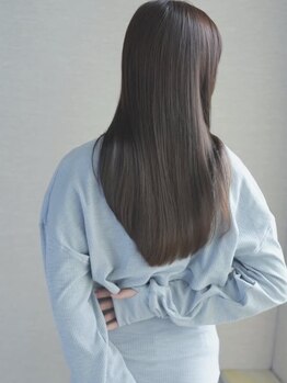 ユニクオン 金沢香林坊(UNIKUON)の写真/話題の髪質改善メニュー“水素トリートメント”で内部からしっかり補修!今までにない艶髪に《金沢/香林坊》