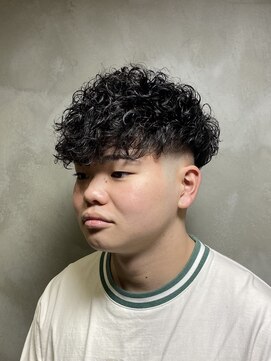 完全個室 BARBER SHOP STARS【5月中旬オープン（予定）】 スペインカール スキンフェード パーマ