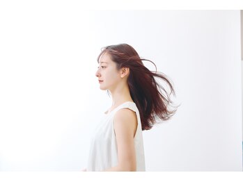 コリュート 本八幡(coryuto)の写真/《白髪抑制カラー》で頭皮に優しく白髪をカバー、今までとは違うエイジングケアカラーです！[本八幡駅]