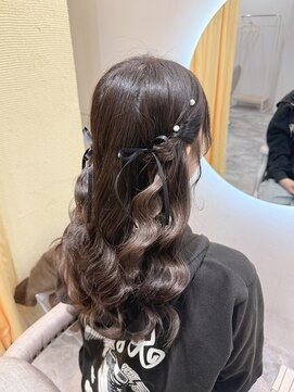 ヘアセットクラン リリー 東梅田店(hair set Clan lily) ねじりハーフツイン／梅田ヘアセット