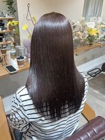 フルール(fleur) 艶感たっぷりグレージュカラー