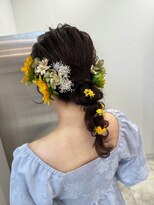 コース(co-th.)&nbsp;編みおろしアレンジミディアム結婚式お呼ばれヘア×小野ふゆり