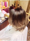 アッシュベージュグラデーションカラー