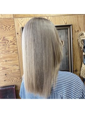 ユートピア(U topia) ホワイトベージュ