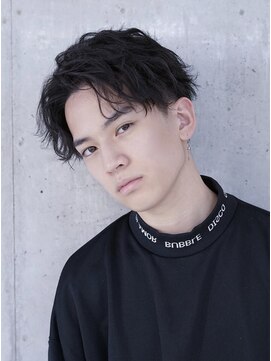 ゼンコー アオヤマ(ZENKO Aoyama) 黒髪×センターパート×アップバング×スパイラルパーマ[表参道]