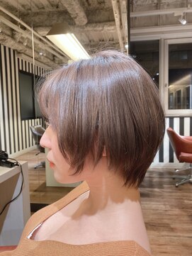 クロワ(croix) 【croix】ジェンダーレス×大人マッシュボブ×天使の羽バング