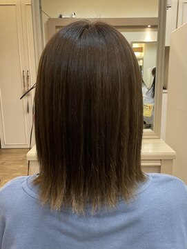 アルターリール(aL ter Rire) アッシュベージュ/澤瑞絵