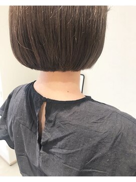 ヘアデザイン ソラ(Sola) ボブ特集：ナチュラルミニボブ×ぷつっとカットすっきり襟足