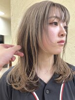 カイト(kaito) ベージュ×ブラック×レイヤー