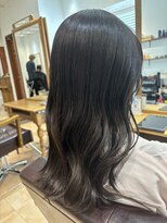 アマレット(Amaretto)&nbsp;【アッシュグレージュ×ゆる巻きロング】