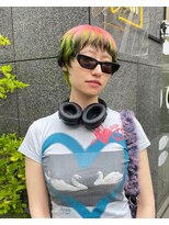 レコ 渋谷(LECO)&nbsp;ネオングリーンとネオンピンクのハイトーンデザインカラー