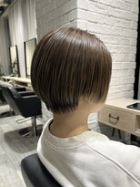 アーロン(aaron)&nbsp;【サロンワーク】ハイライト×コンパクトショートボブ