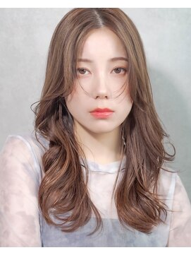 メゾンドムニ 恵比寿(Maison de MUNi) 20代30代大人可愛いラベンダーピンクベージュミルクティーピンク