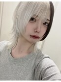 ホワイトシルバー＆ブラックツートンカラー中性ウルフ