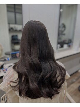 プアメリア 名古屋(Puamelia) 透明感グレージュ