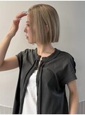 透明感ミルクティーベージュボブ