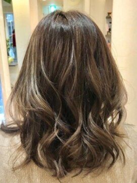 ノーブル(Noble) グレイカラーの方も、諦めないでぇー！