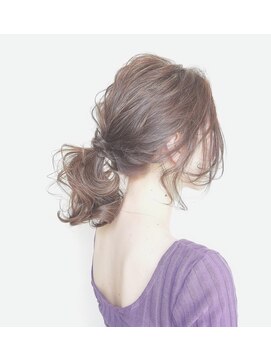 アルシュ サイト(ARCHE saito) 簡単ポニーテールアレンジ