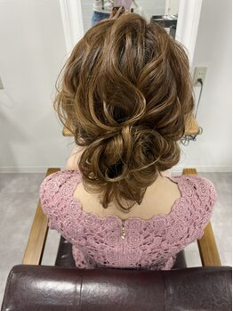 トータルビューティーサロン ディーグレース(TotalBeautySalon D.Grace)の写真/【訪問着着付け＋セット￥9900】大切な日のセットはD.Grace!特別な思い出を彩るスタイルで周りと差がつく☆