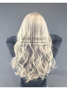 バトー(bAteAu) ホワイトハイライト、グラデーション、インナー、エクステ