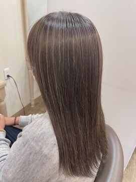 アルターリール(aL ter Rire) 【Rire尚平】コントラストハイライト★グレーアッシュ