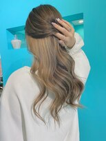 ティファニー(Tiffany) ケアブリーチ☆インナーカラー☆アクセントカラー☆イヤリング☆