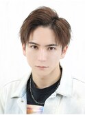 アップバングサイドパート短髪メンズショート
