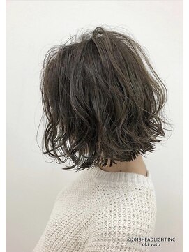 モアナバイヘッドライト 浦添店(Moana by HEADLIGHT) オリーブアッシュ☆低音デジタルパーマ☆大人かわいい