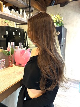 マスカリ(muscali) 星華,ネビージュ,小顔,姫カットレイヤー,マロンベージュ