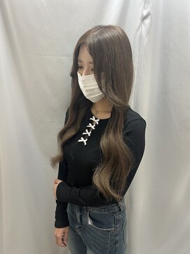 スリーク(Sleek) 韓国風/ロング/艶髪【岡山/シールエクステ/ワンホン】