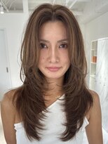 ヨロ 小岩(YOLO)&nbsp;ハイライトカラーミルクティーベージュケアブリーチダブルカラー