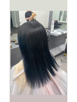 ガルボヘアー 桟橋店(garbo hair) ブルーブラック高知美容院オイルカラー