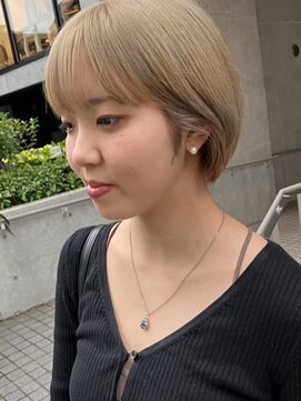 クレア 下北沢(CREA) ショートカットベージュ