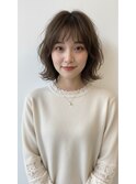 ウェーブ巻きスタイリングのボブスタイル