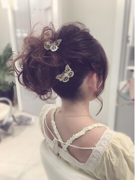 ルヴェール(Le Vert) 華やかパーティーアップ