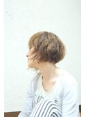 クセを活かしたショートボブ