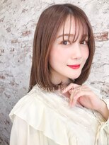 エル(elle)&nbsp;形の綺麗な卵形ロブ♪アッシュブラウンシースルーバング錦糸町