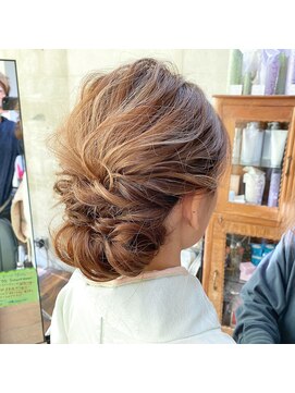 ガルボ ヘアー(garbo hair) ゆるふわアレンジ♪まとめ髪ヘア