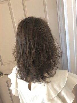 ロンドアベニール 北千住(Lond avenir) 【londavenirスタイリスト西田大樹】ゆる巻きミディアムレイヤー