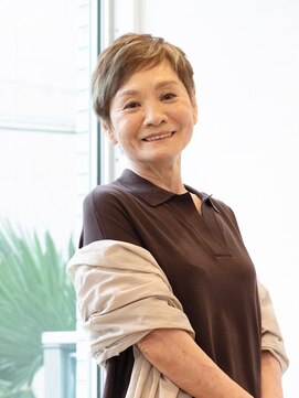 えがお美容室 【えがお美容室】40代50代に人気☆ショート・ハイライトカラー